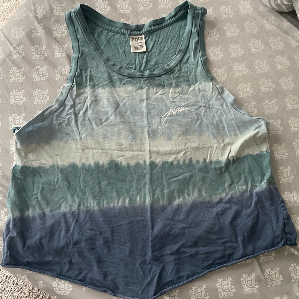 Victoria’s secret Pink top